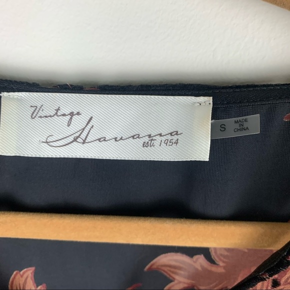 Vintage Havana Floral Velvet Bell Sleeve Crop Top - Picture 11 of 11